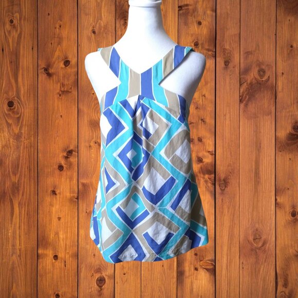 Trina Turk  Women's Size 4 Geometric Print Wide Strap Silk Blend Top Sleeveless - Picture 1 of 6
